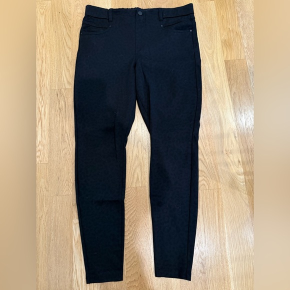 Liverpool Leopard Print Black Pants - Picture 4 of 7